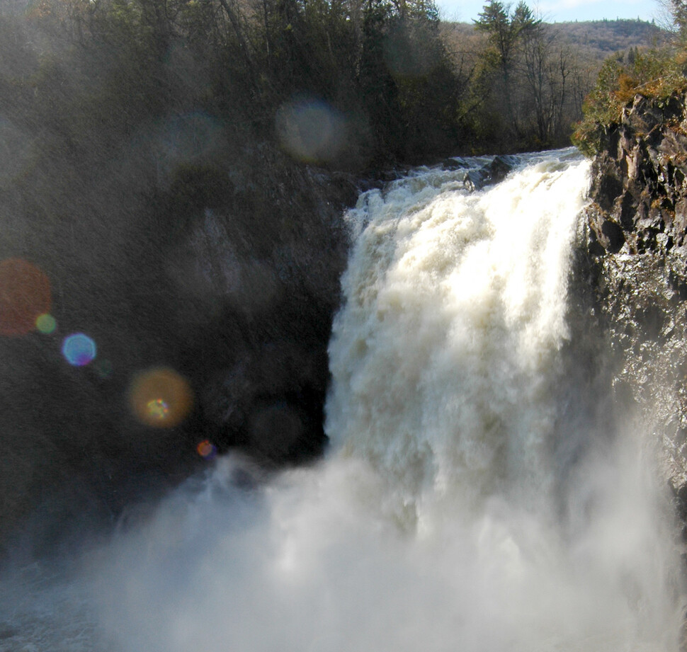 Towab trail shop to agawa falls